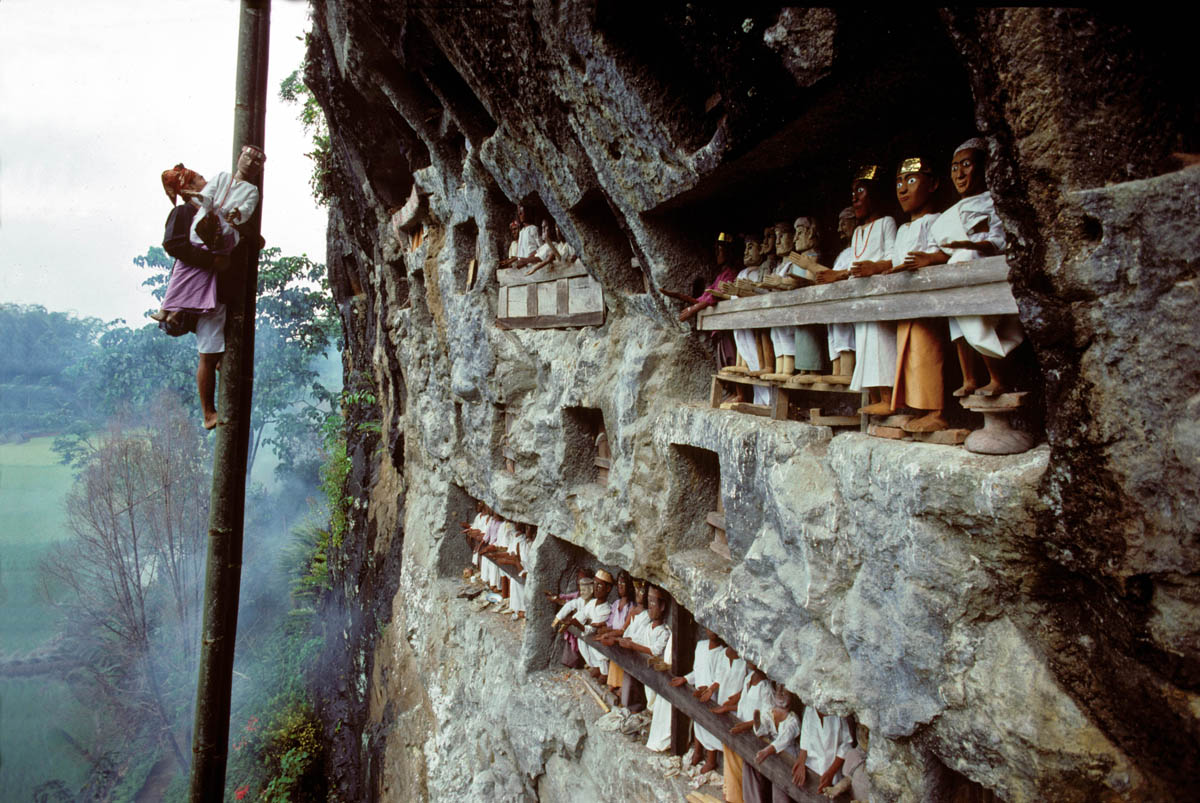 Garuda Airlines. Torajaland, Sulawesi