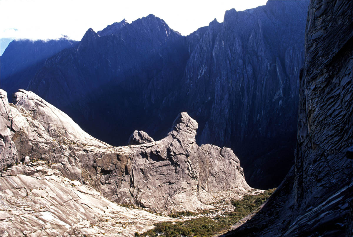 Mt. Kinabalu summit 4095 m. Sabah, Borneo