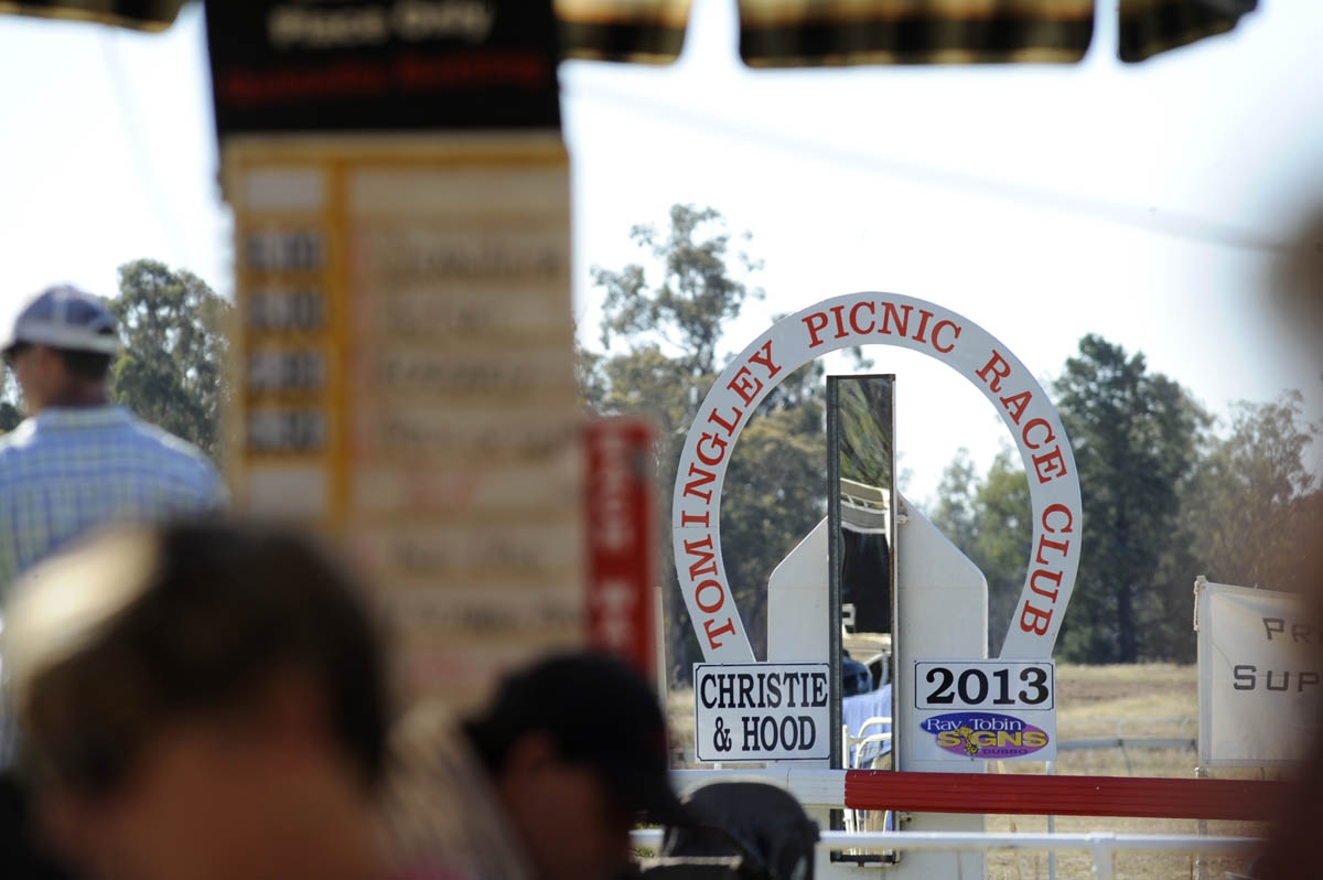 Tomingley, country horse racing, NSW